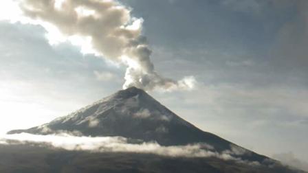 Imagen del volcán Cotopaxi, el 27 de noviembre de 2022.