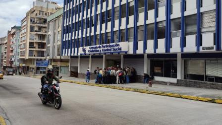 Fachada del edificio del Consejo de Participación Ciudadana (CPCCS). Quito, 8 de junio de 2023