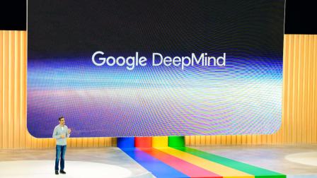 El director ejecutivo de Google, Sundar Pichai, habla sobre Google DeepMind, en mayo de 2023. 