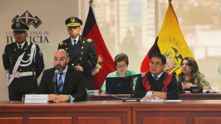 El nuevo presidente de la Judicatura, Mario Godoy, y el presidente encargado de la Corte Nacional, José Suing, reunidos el 17 de julio de 2024.