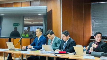 Wilman Terán (izq.), expresidente del Consejo de la Judicatura, en la audiencia en la Corte Nacional de Justicia.