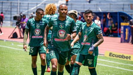 Jugadores de Mushuc Runa, durante un partido de LigaPro, el 5 de septiembre de 2024.