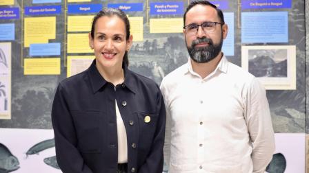 Los ministros de Energía, de Ecuador, Inés Manzano; y de Colombia, Andrés Camacho, en reunión el 28 de octubre de 2024.