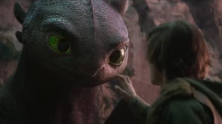 'Chimuelo' junto a 'Hiccup' durante el trailer del live action de 'Cómo Entrenar A Tu Dragón', 21 de noviembre de 2024.