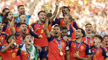 Los jugadores de España festejan el título de campeón del mundo en el estadio MetLife de Nueva Jersey, el 19 de julio de 2026.