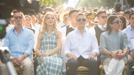 El presidente Daniel Noboa y su esposa Lavinia Valbonesi en un evento por los 491 años de fundación el 25 de julio de 2026.