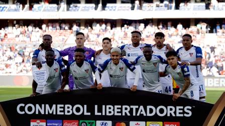 Los jugadores de Liga de Quito, previo al partido ante Mirassol por Copa Libertadores, el 20 de agosto de 2026.