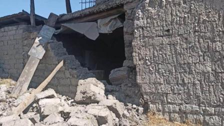Fotografía tomada a través de rastreo de redes que muestra los daños en una vivienda tras el terremoto de magnitud 7,2 en la región andina de Ayacucho, este jueves 20 de agosto 2026 en el sur de Perú.