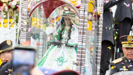 Imagen de la Virgen de El Cisne a su llegada a la Zona Militar de Loja, este 20 de agosto de 2026.