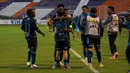 Los jugadores del Guayaquil City festejan su gol ante el Técnico Universitario este sábado 22 de agosto de 2026 por la Fecha 26 de la LigaPro.