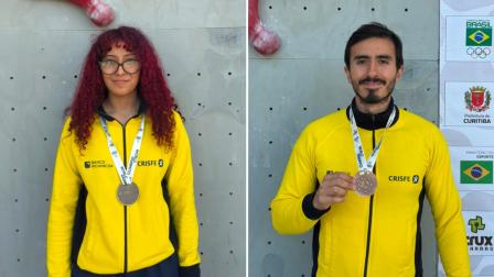 Valentina Flores y Carlos Granja, con sus medallas del Campeonato Panamericano de Escalada, el 23 de agosto de 2026.