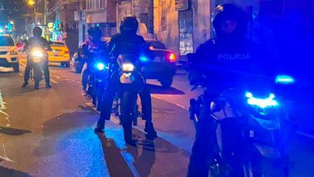 Fotografía referencial de un operativo de la Policía Nacional en Quito.
