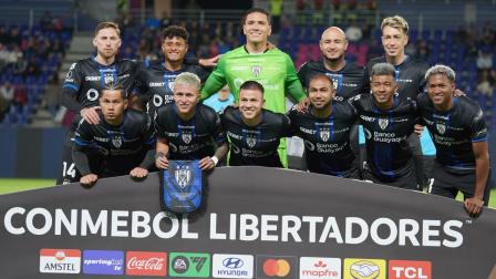Los jugadores de Independiente del Valle antes de enfrentar a Tolima, en Quito, el 25 de agosto de 2026.