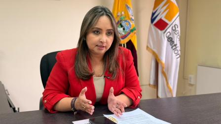 La secretaria de Gestión de Riesgos, Carolina Lozano, cuenta la preparación del Ejecutivo frente al fenómeno de El Niño en entrevista con PRIMICIAS, el 25 de agosto de 2026.