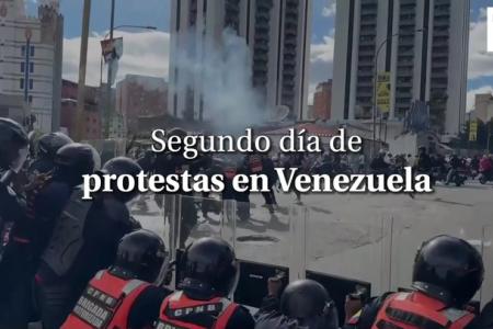 Miles de venezolanos se concentraron este martes 30 de julio en Caracas, en un acto convocado por la oposición mayoritaria, para rechazar por segundo día consecutivo el resultado electoral emitido por el Consejo Nacional Electoral.