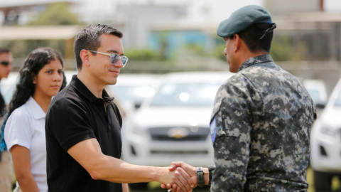 El presidente Daniel Noboa participó este 12 de septiembre de 2024 en la entrega de vehículos a la Policía Nacional.