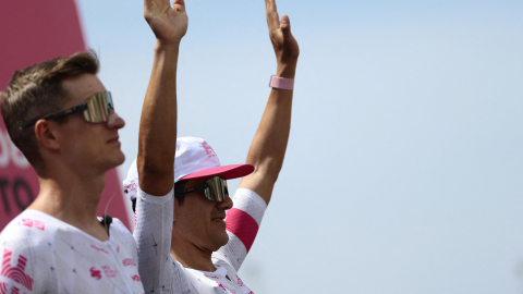 Richard Carapaz durante la presentación de la Etapa 3 del Giro de Italia, el 11 de mayo de 2025.
