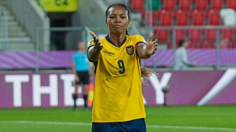 Doménica Arboleda celebra su segundo gol en la victoria de Ecuador ante Ghana, en el Mundial Sub 20 femenino, el 6 de septiembre de 2026.