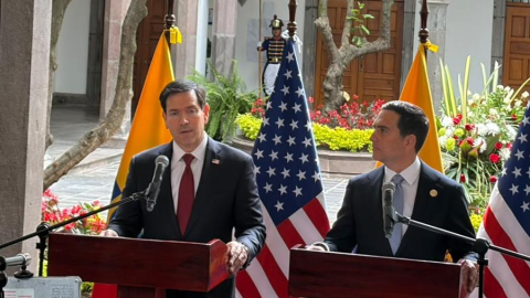 El canciller de Ecuador, Roberto Kury, y el secretario de Estado de Estados Unidos, Marco Rubio, en el Palacio de Carondelet, Quito, el 9 de septiembre de 2026.