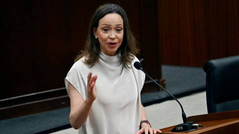 La líder opositora venezolana María Corina Machado dando un discurso en la Asamblea Nacional, en la ciudad de Panamá, 25 de mayo de 2026.