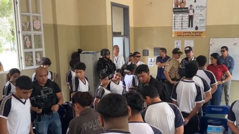 Una de las intervenciones del Plan Escudo en un colegio fiscal de Guayaquil, 7 de octubre de 2026.