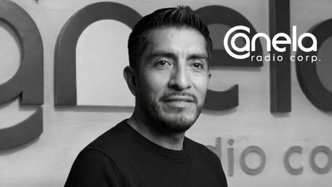 Carlos Fraga, cofundador de radio Canela, murió en Quito, el 25 de octubre de 2026.