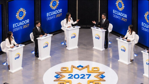 Imagen proporcionada por el CNE sobre los debates de candidatos de las elecciones seccionales del 29 de noviembre de 2026.