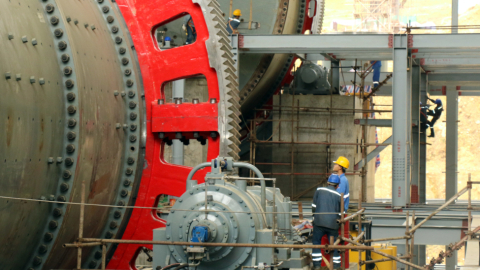 Trabajos en las facilidades de construcción de  la mina del proyecto Mirador