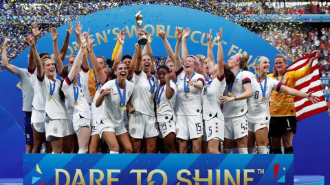 La selección femenina de fútbol de los Estados Unidos  ganó el mundial de Francia 2019.