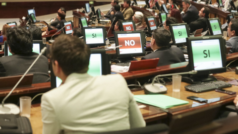 18 de junio de 2019. El pleno de la Asamblea Nacional destrabó tres comisiones. Los líos persisten en dos.