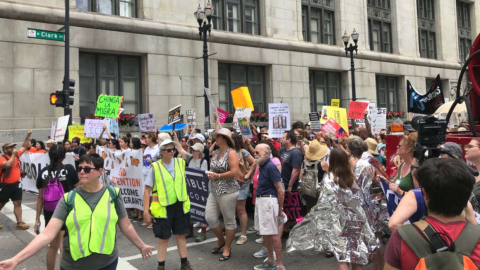 Protestas en Chicago contras las redadas contra indocumentados anunciadas por el presidente Donald Trump.