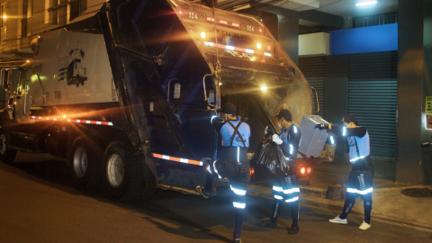 Camión de recolección de la empresa Puerto Limpio en Guayaquil, en agosto de 2019.