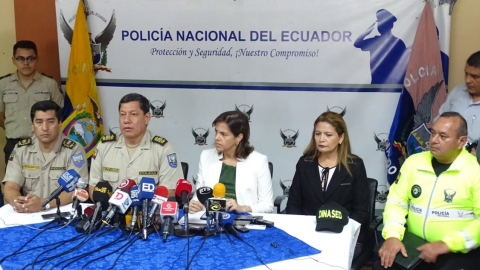 La ministra María Paula Romo se refirió al caso del policía en Quevedo que agredió a un presunto asaltante. 