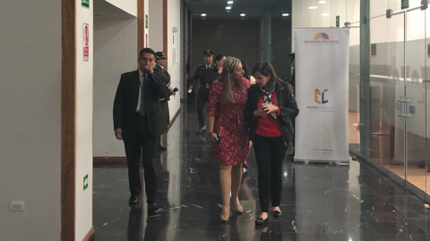 La ministra María Paula Romo se reunió anoche, 1 de octubre de 2019, con el bloque oficialista, en la Asamblea.