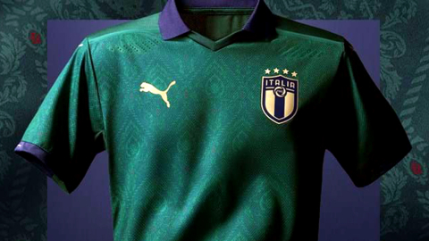 Este lunes 7 de octubre se presentó la nueva camiseta de la selección italiana. 