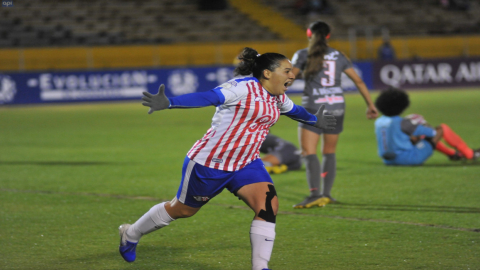 El equipo paraguayo venció 3-0 a Ñañas en el Atahualpa. 