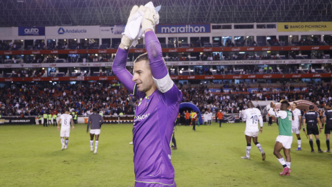 Adrián Gabbarini, arquero de Liga de Quito, celebra la clasificación a la final del campeonato nacional. 