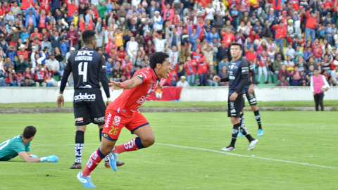 El Nacional tendrá que jugar la primera mitad de la temporada 2020 en el estadio Guillermo Albornoz por remodelación del Atahualpa. 