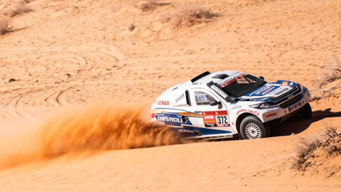 El piloto ecuatoriano finalizó la etapa seis del Dakar en el puesto 46.