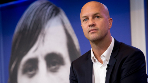 La Federación Ecuatoriana de Fútbol eligió a Jordi Cruyff como nuevo entrenador de la Selección. 