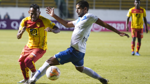 El futbolista venezolano volvió a ser titular con Aucas después de 11 meses.