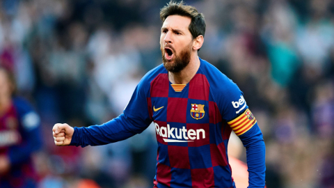 Lionel Messi festeja un gol con el FC Barcelona el 22 de febrero de 2020, en el Camp Nou.