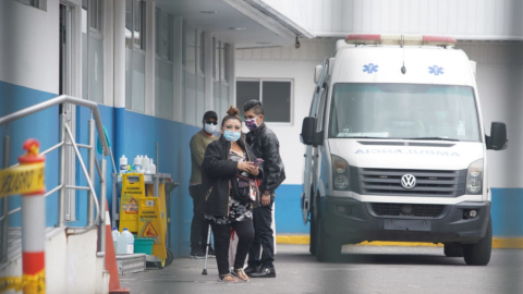 Exteriores del hospital Carlos Andrade Marín en Quito, el 25 de marzo de 2020.