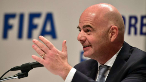 El presidente de la FIFA, Gianni Infantino, en una rueda de prensa en Suiza, en abril de 2020.