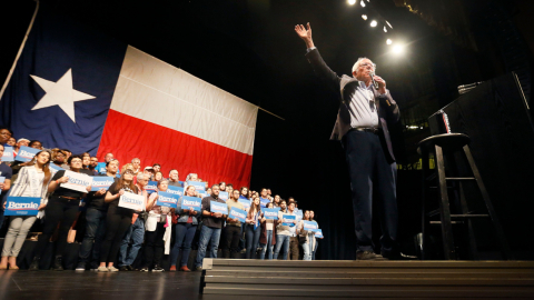 El demócrata Bernie Sanders durante un discurso de su campaña. 