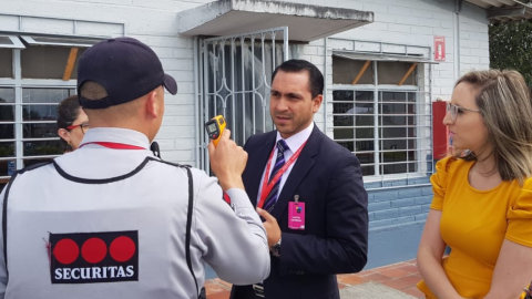 David Álvarez el pasado 17 de marzo durante un inspección laboral realizada en Guayaquil.