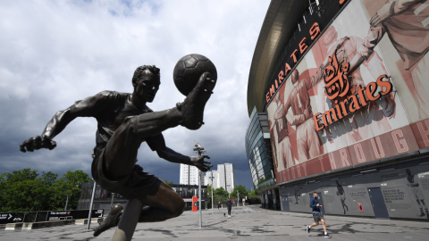 Vista de los exteriores del estadio Emirates, del Arsenal de Londres, este viernes 1 de mayo.