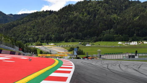 Vista de una de las curvas del circuito de Spielberg, en Austria, donde empezará la F1.