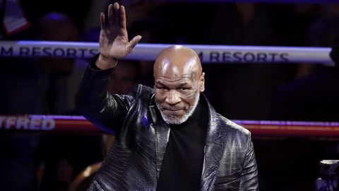 Mike Tyson fue invitado a observar una pelea en Las Vegas, Estados Unidos, el 22 de febrero de 2020.