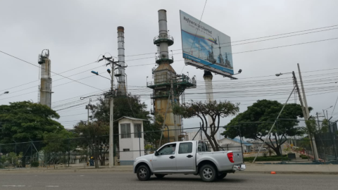 En los exteriores de la refinería de La Libertad se colocó un punto de control el 1 de junio de 2020.